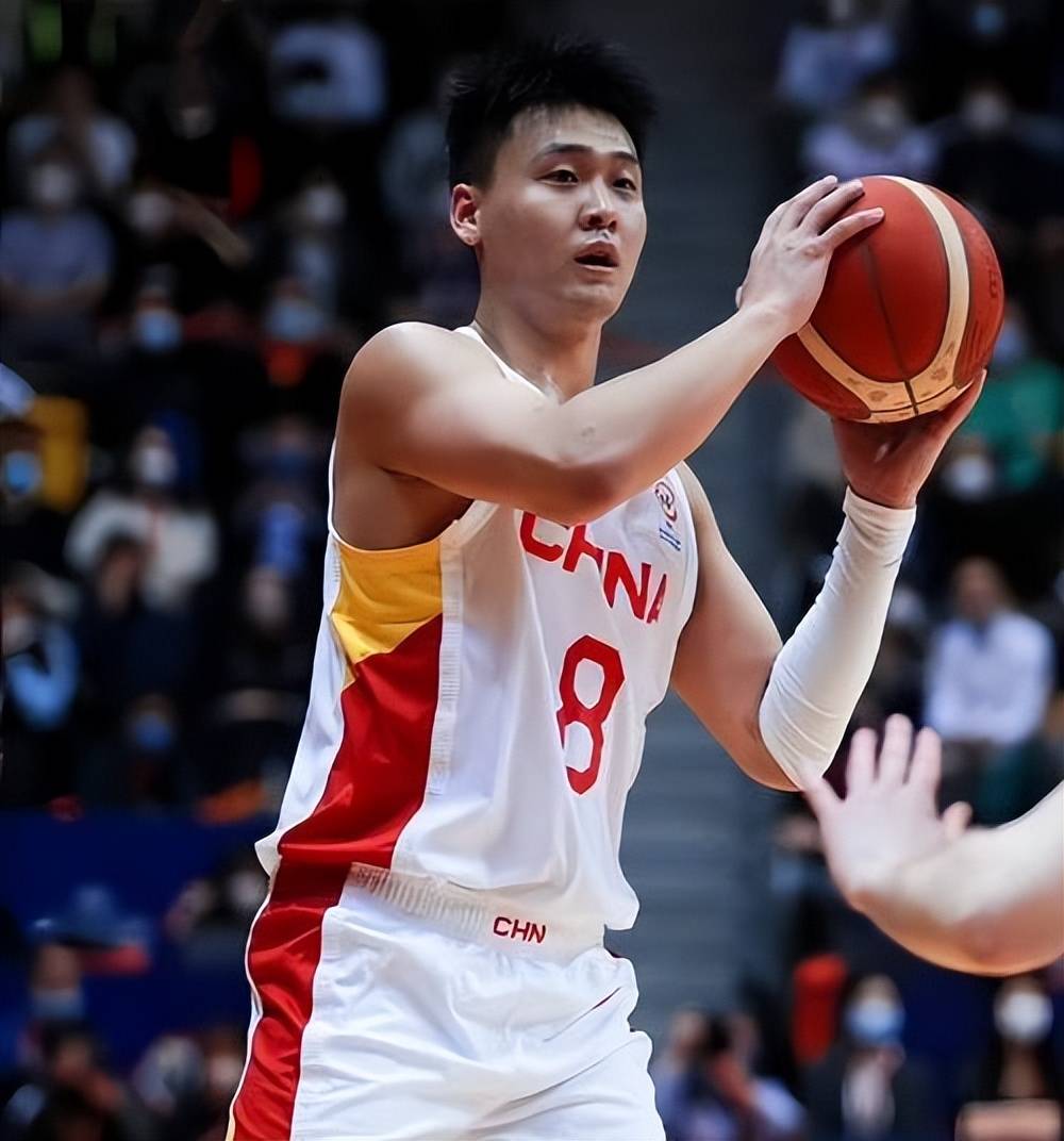 爱游戏app下载-国际比赛日CBA季后赛传出新动向；巴塞罗那队长鼓劲；管理层表态：压力陡增；轮换策略成焦点的简单介绍