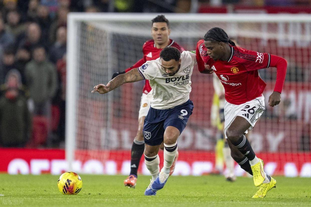 爱游戏-转折点！曼联门线救险，欧超杯国际比赛日攻防权衡，球迷炸锅，轮换策略成焦点的简单介绍